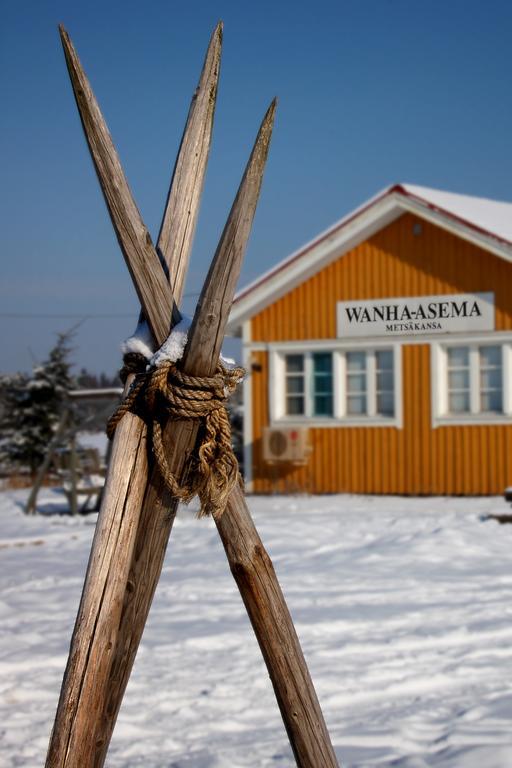 Ilola Maatilamatkailu Valkeakoski Esterno foto